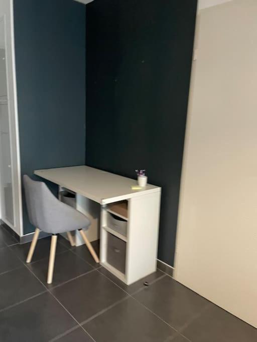 Apartment Between City Center And Beachs Montpellier Exterior foto