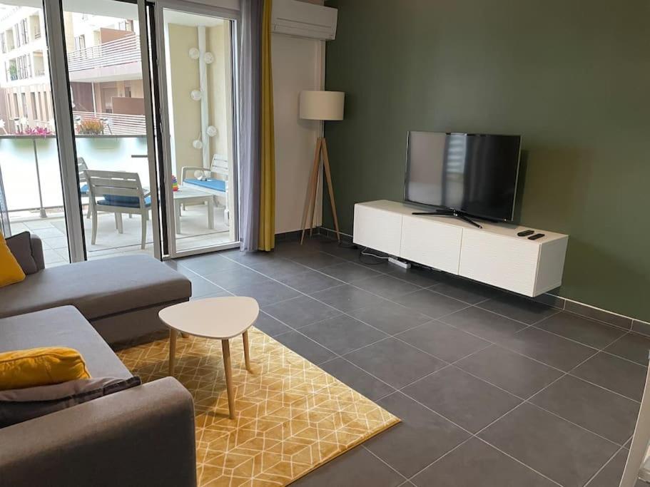Apartment Between City Center And Beachs Montpellier Exterior foto